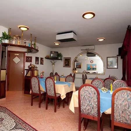 Bed & Breakfast Klara Frühstückspension Ičići